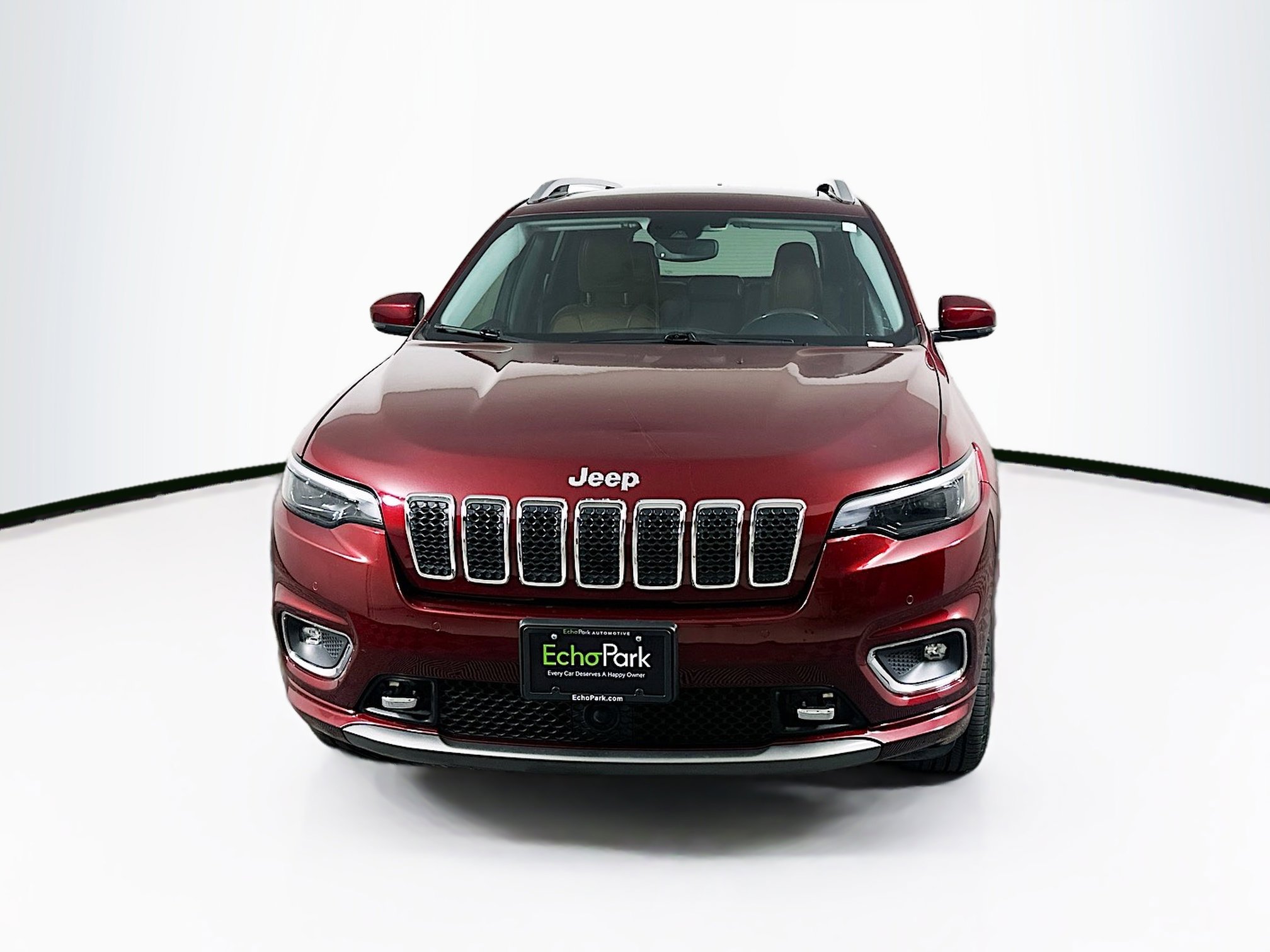 Used 2019 Jeep Cherokee Overland w/ Technology Group AWD/4WD image 2
