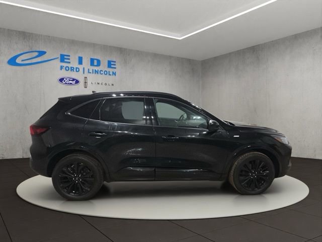Used 2023 Ford Escape ST-Line Elite image 7