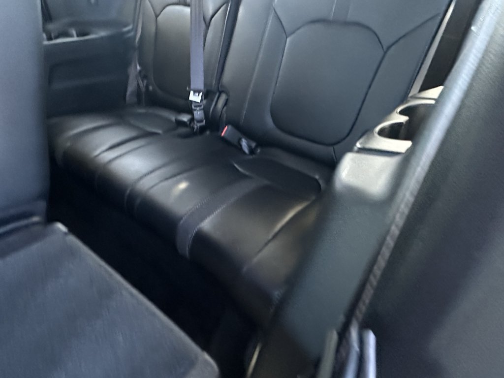 Used 2025 Honda Pilot Touring image 20