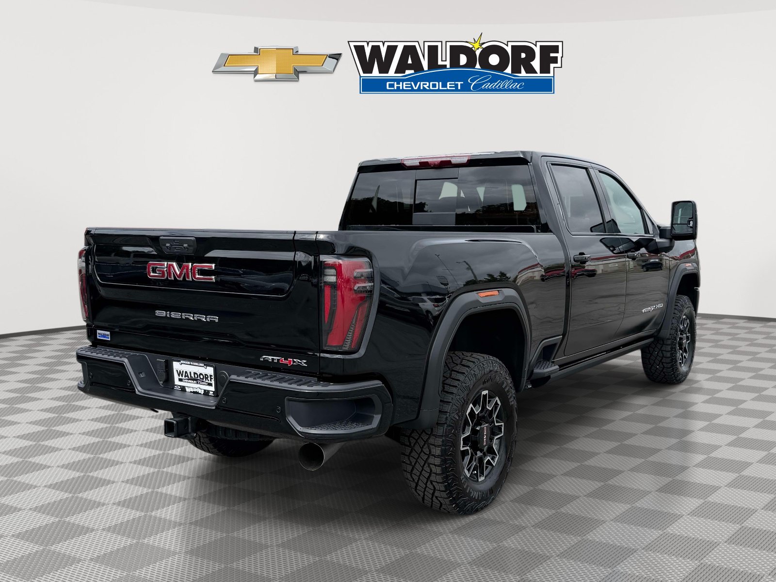 Used 2026 GMC Sierra 2500 AT4X AWD/4WD image 2