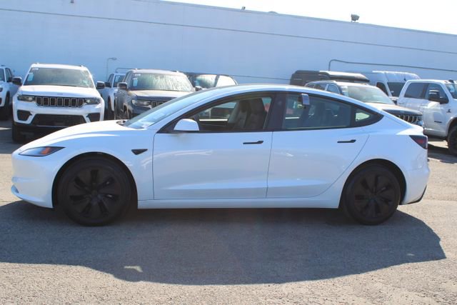 Used 2025 Tesla Model 3 Long Range image 8