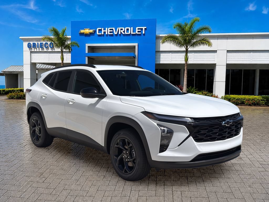 New 2026 Chevrolet Trax LT w/ Midnight Edition