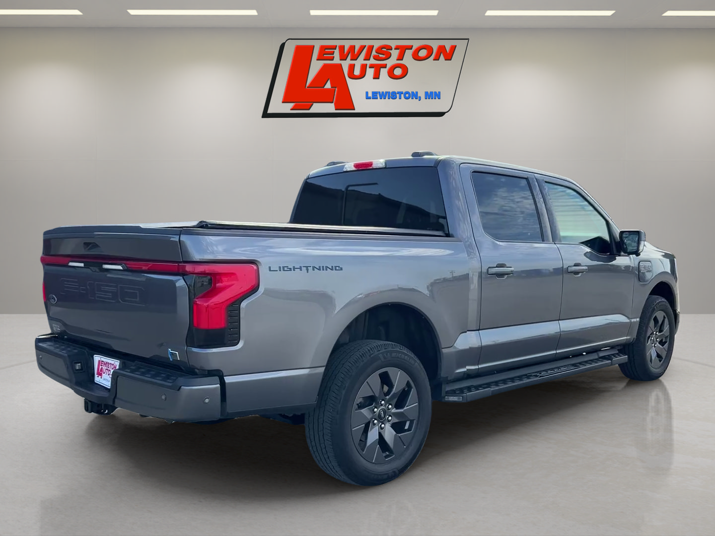Used 2023 Ford F150 Lightning Lariat w/ Equipment Group 511A High AWD/4WD image 5