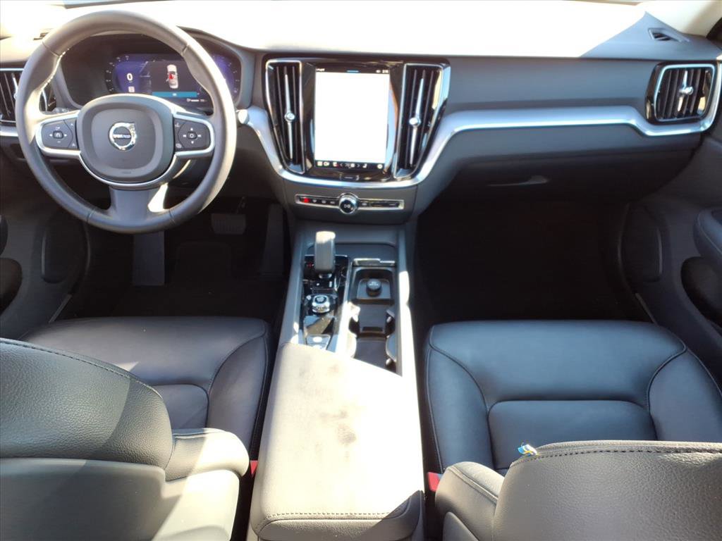 Certified 2025 Volvo S60 B5 Core image 12