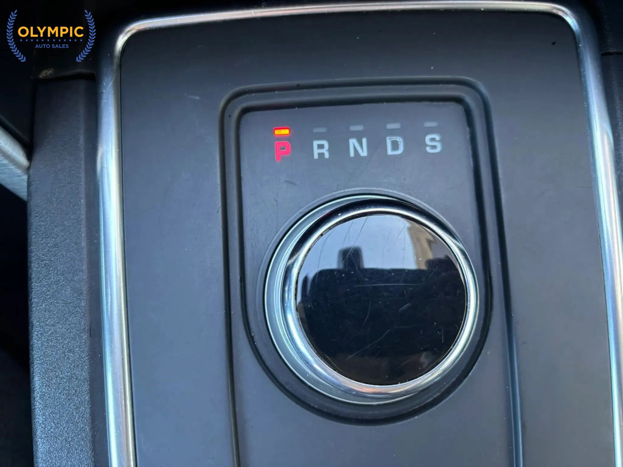 Used 2019 Land Rover Discovery Sport SE image 32