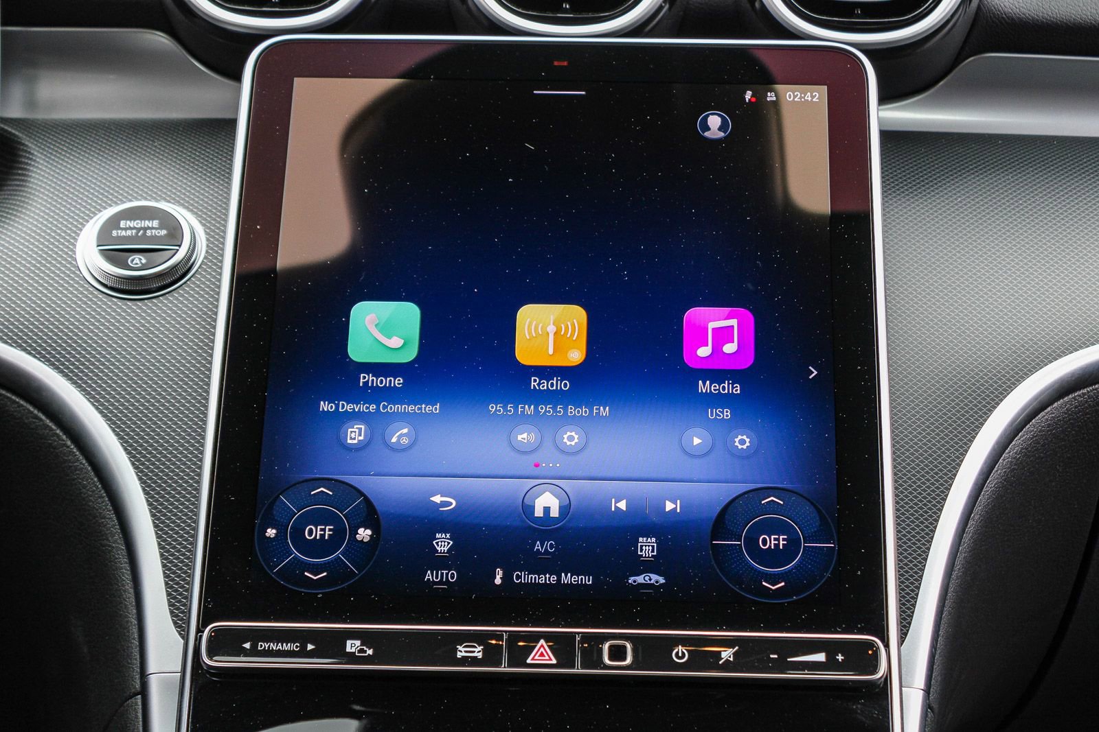 Certified 2025 Mercedes-Benz C 300 4MATIC Sedan image 14