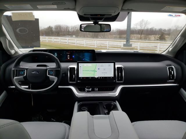 New 2025 Ford Expedition Max Platinum w/ Platinum Ultimate Package image 14