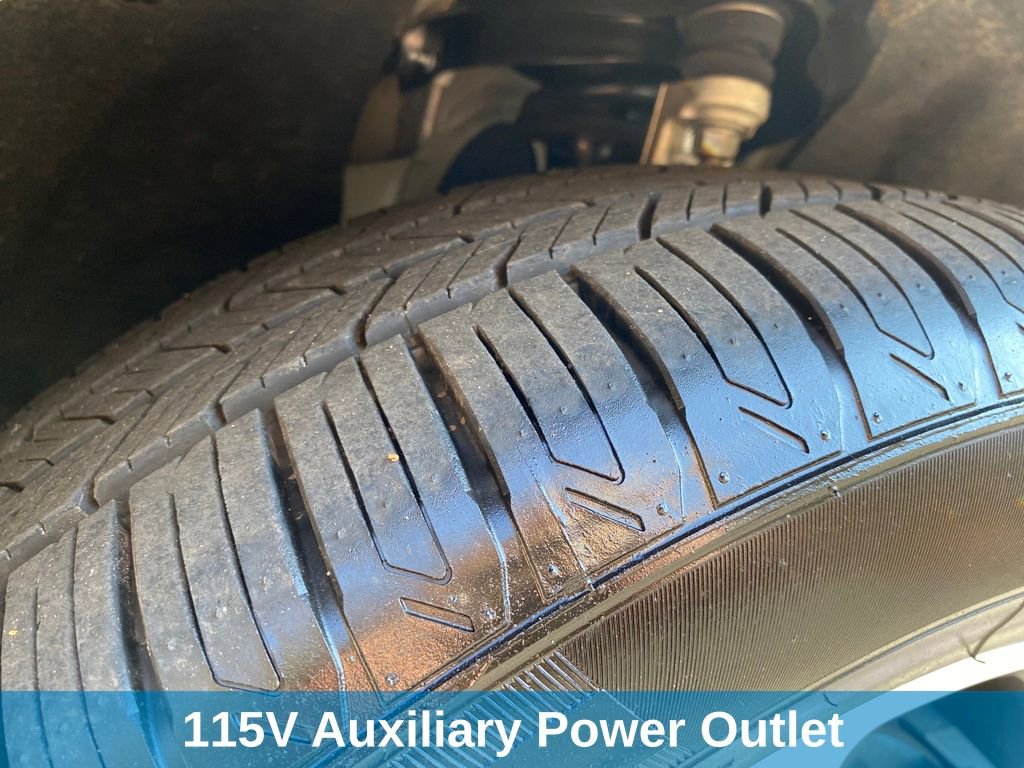 Used 2024 Dodge Durango GT image 36