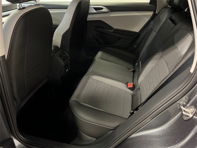 New 2026 Volkswagen Taos SE image 9