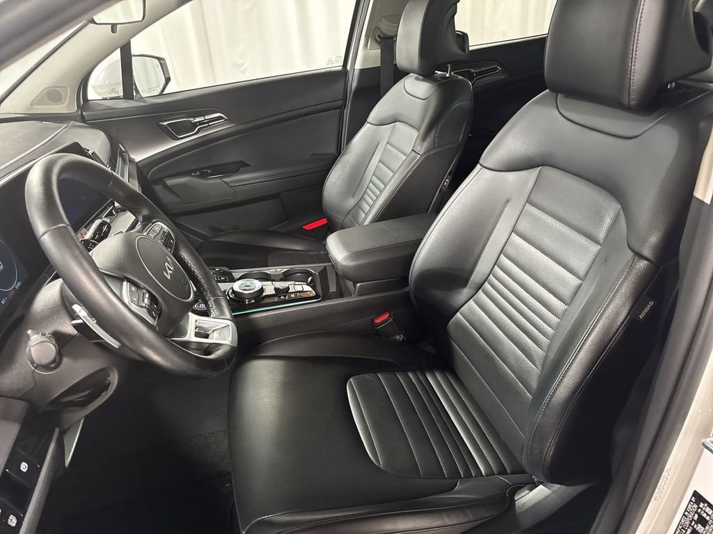 Used 2023 Kia Sportage SX Prestige image 16