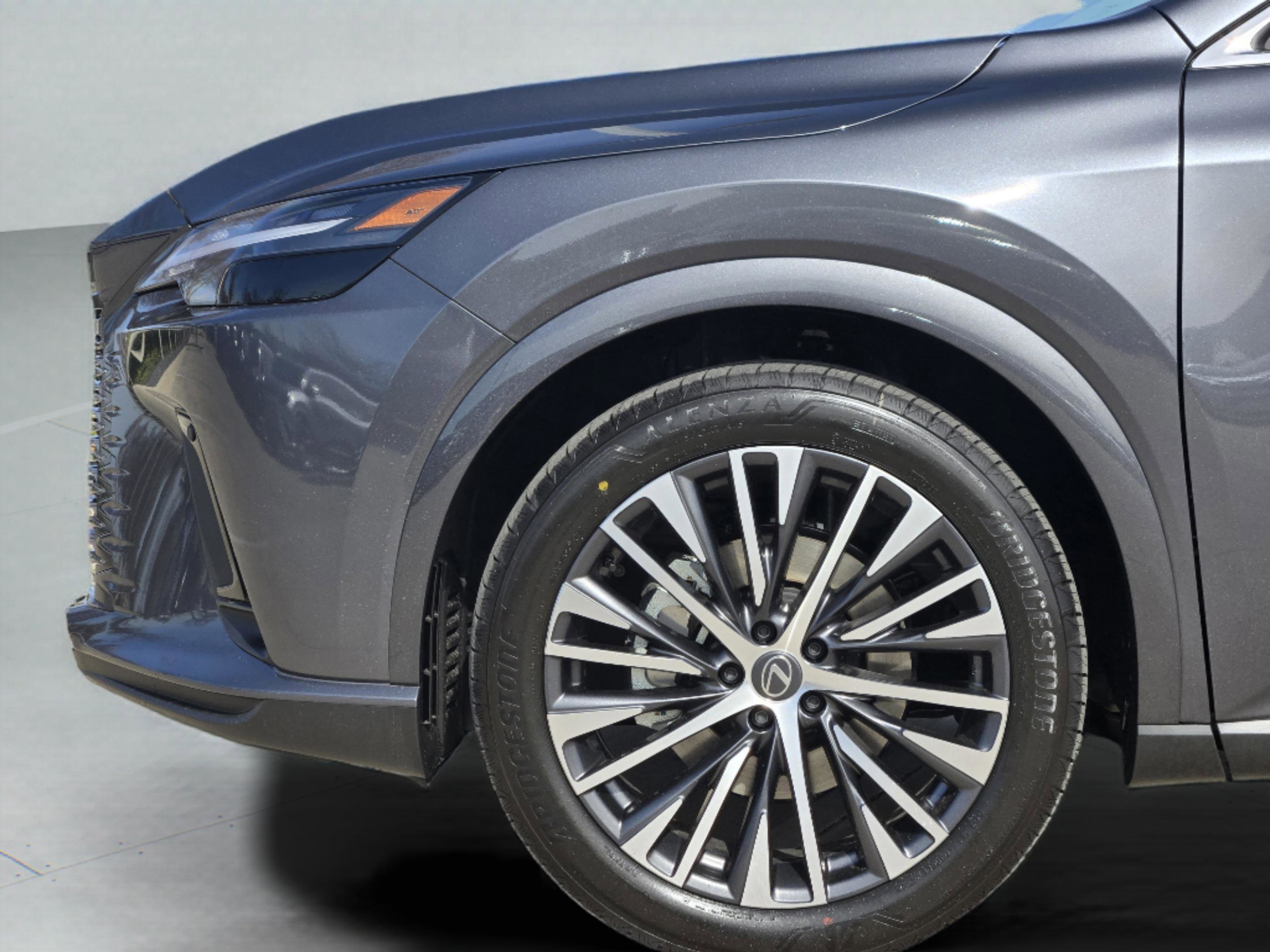 New 2026 Lexus RX 350 FWD image 6