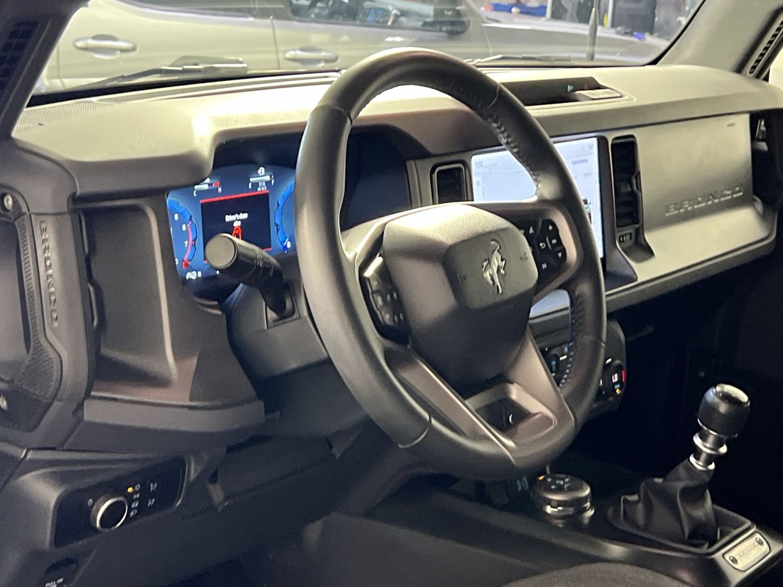 Used 2025 Ford Bronco Big Bend image 17