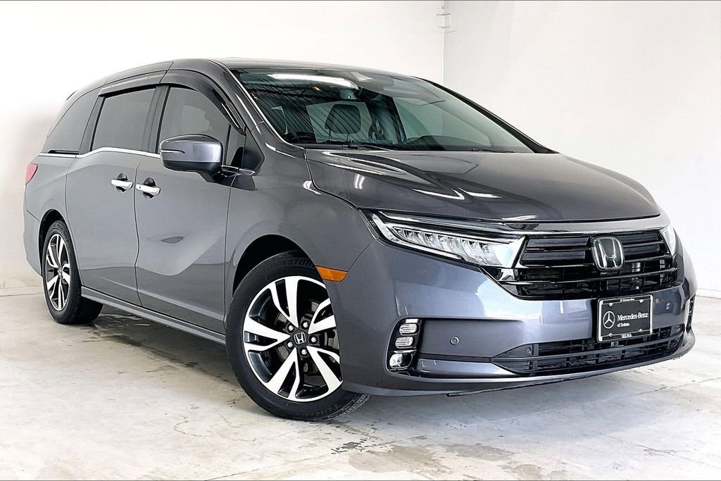 Used 2024 Honda Odyssey Touring image 1