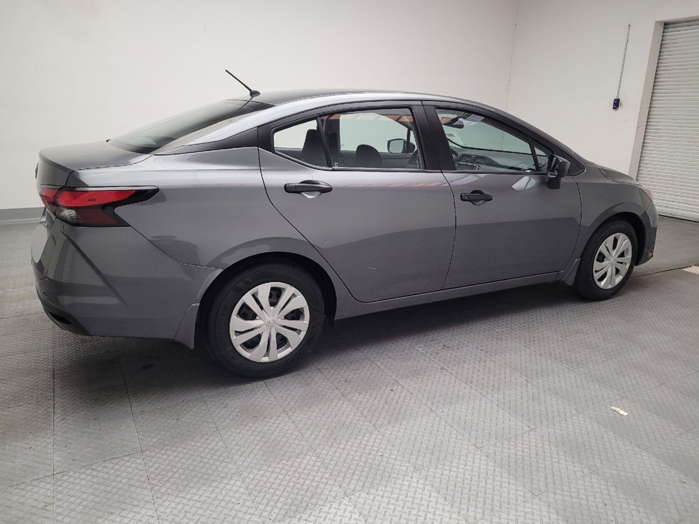 Used 2025 Nissan Versa S w/ Trunk Package image 10