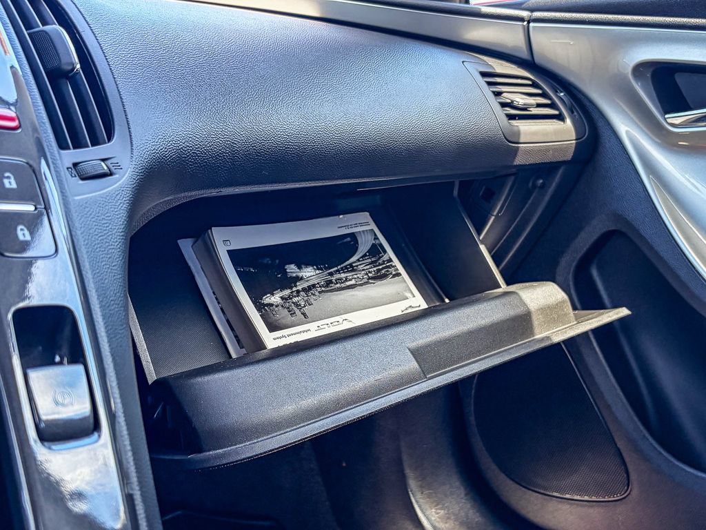 Used 2014 Chevrolet Volt FWD image 52