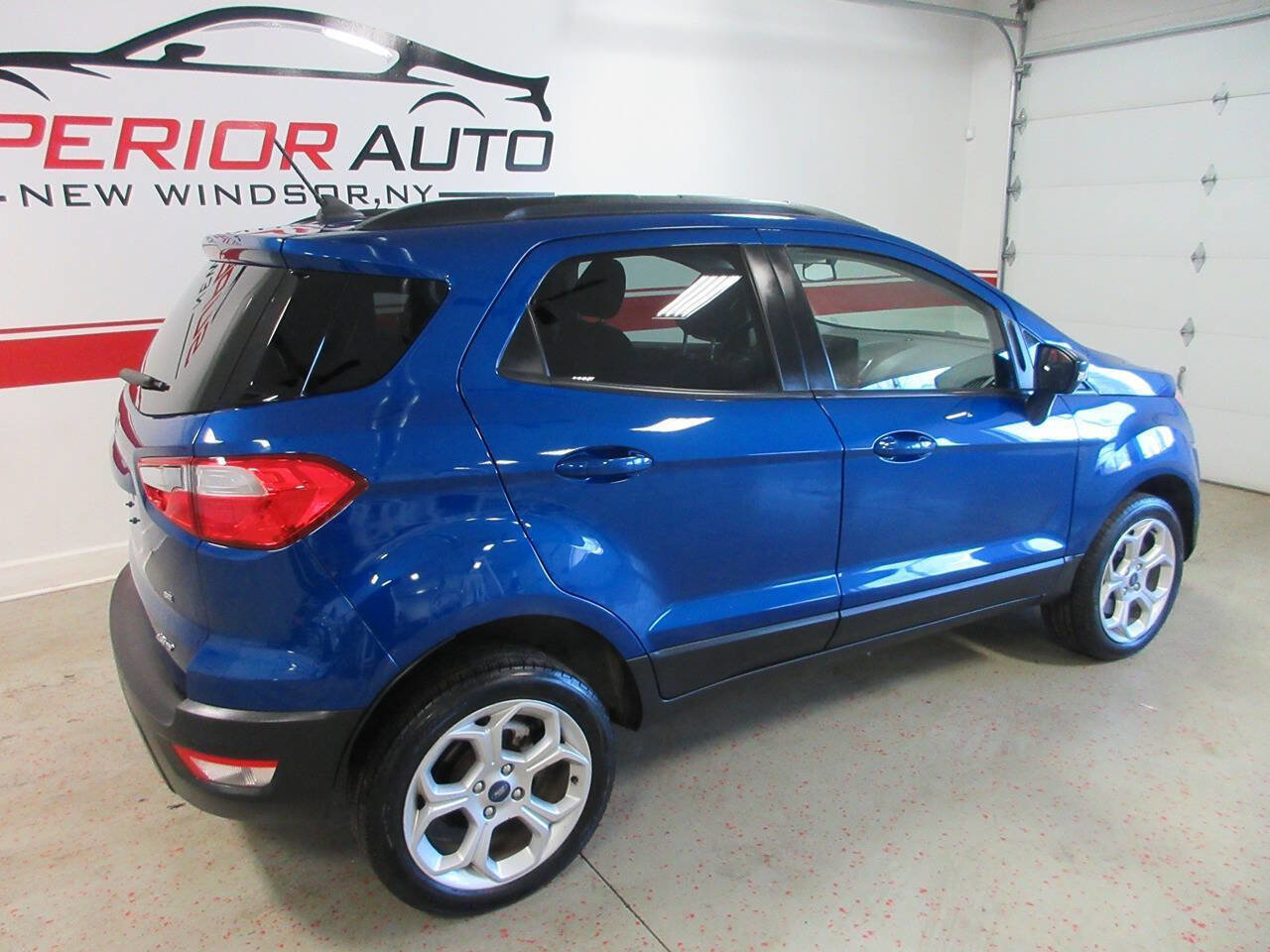 Used 2021 Ford EcoSport SE w/ SE Convenience Package image 4