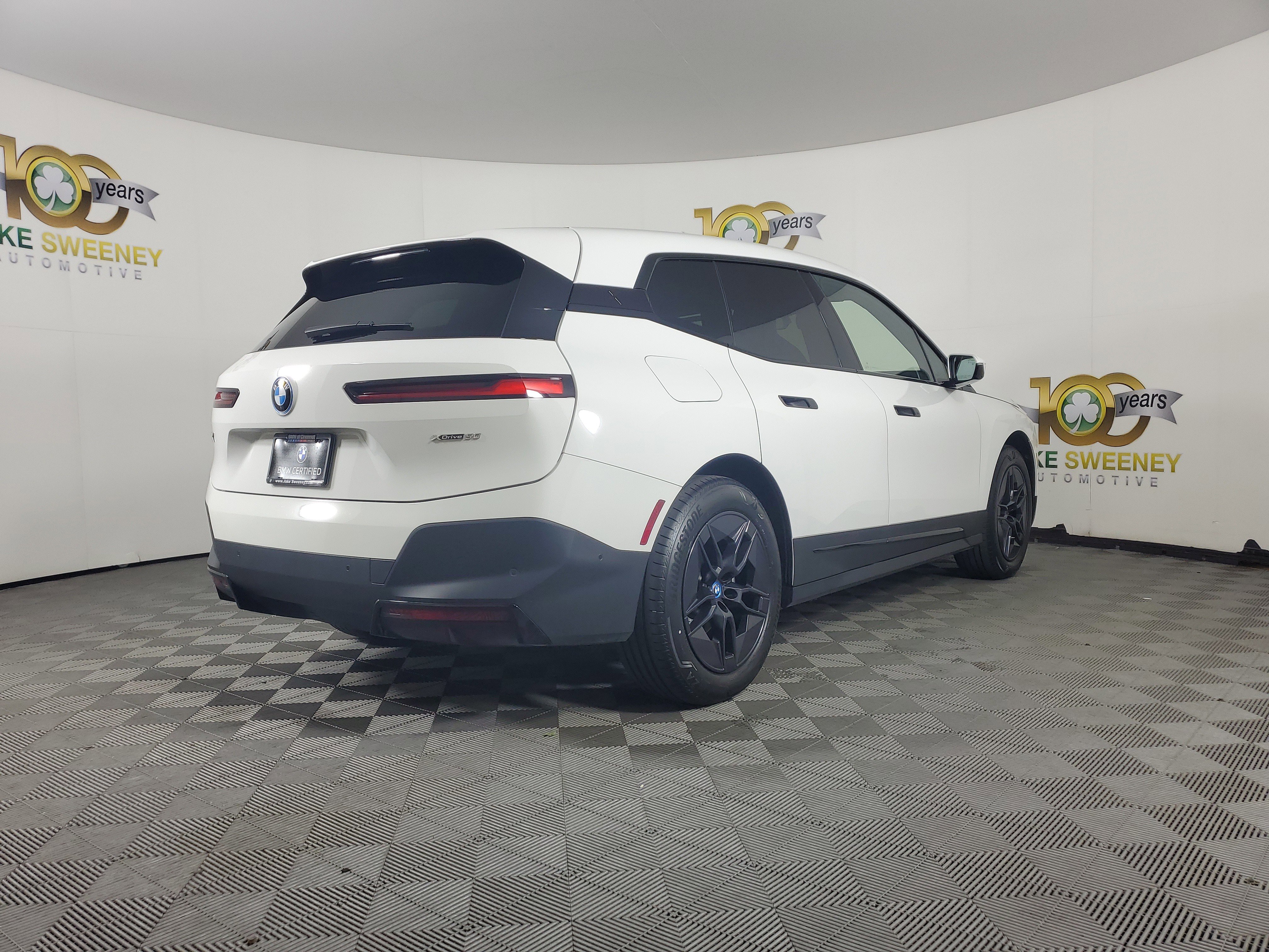 Certified 2025 BMW iX xDrive50 image 7