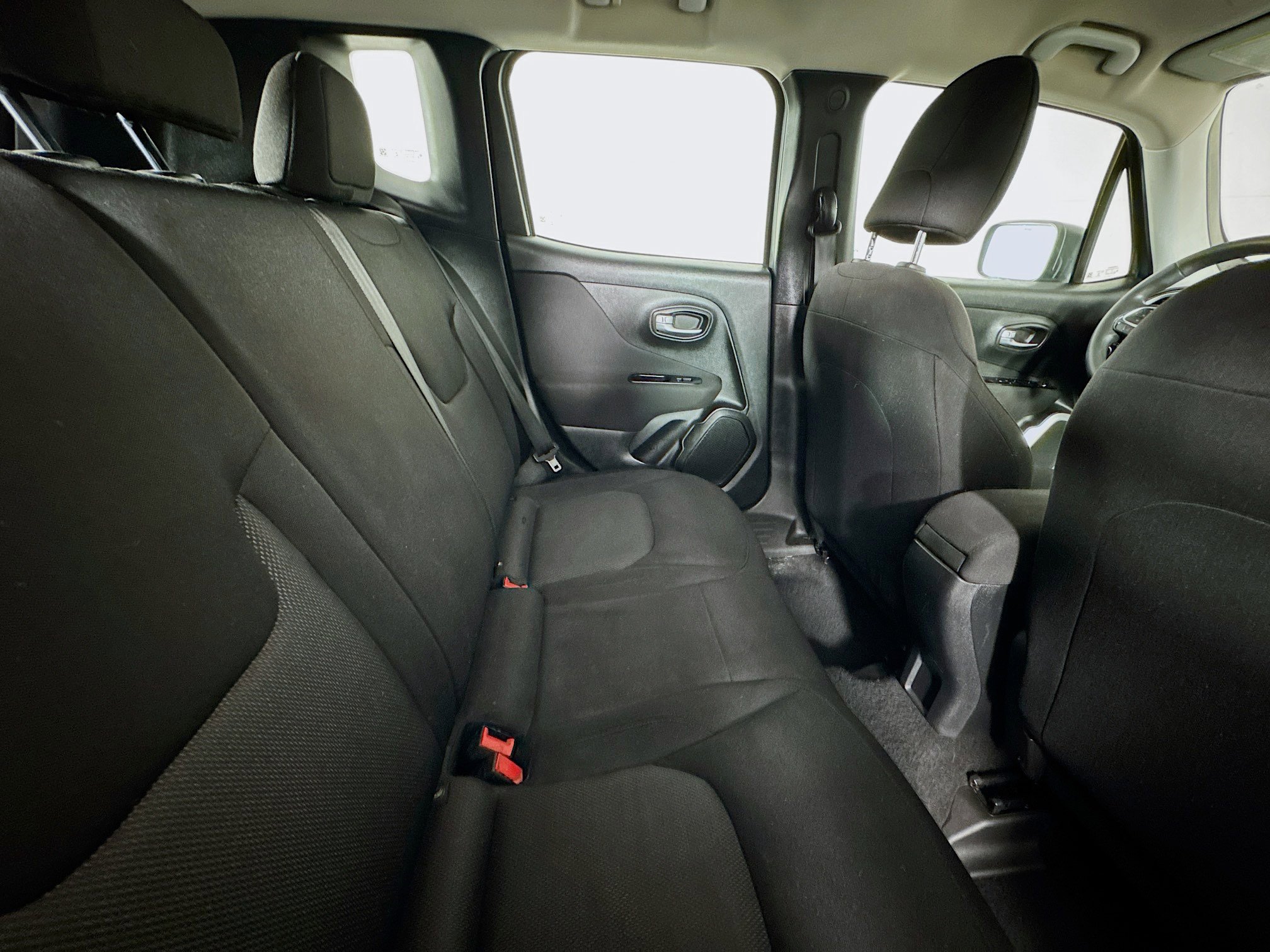 Used 2019 Jeep Renegade Sport w/ UConnect 7.0 Group AWD/4WD image 26