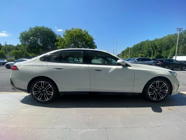 Used 2024 BMW 530i xDrive w/ M Sport Package AWD/4WD image 6