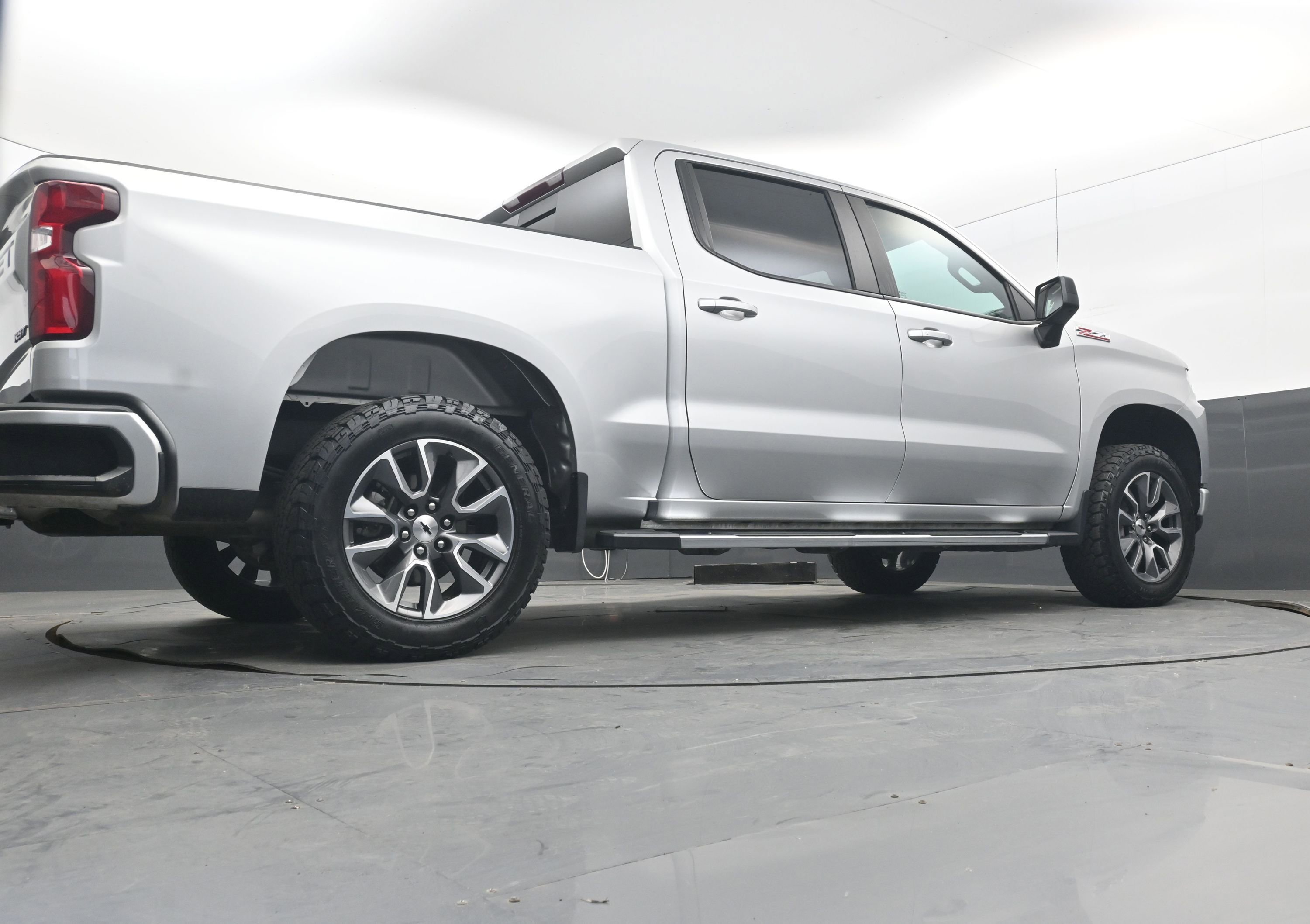 Used 2020 Chevrolet Silverado 1500 RST w/ All-Star Edition image 32