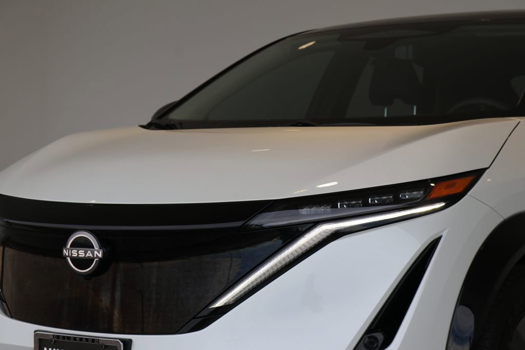 Used 2024 Nissan Ariya AWD image 11