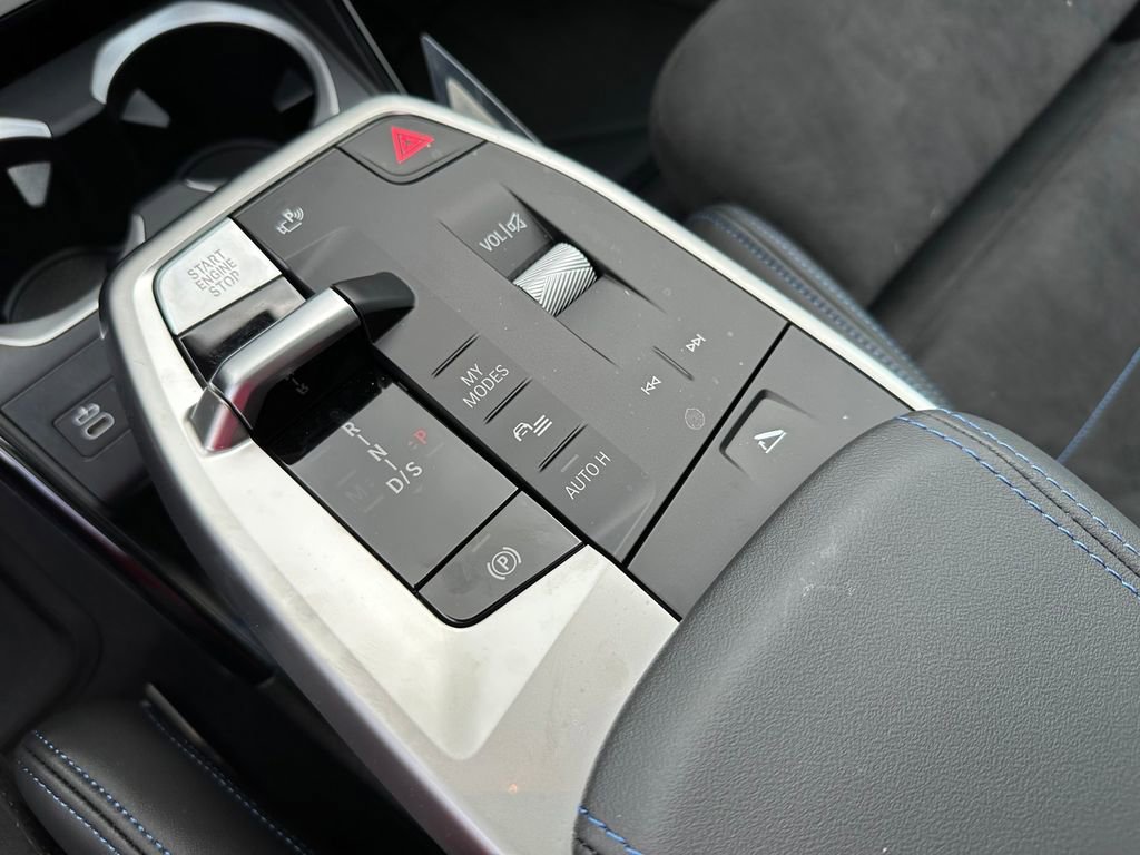 Used 2026 BMW X1 M35i w/ Convenience Package image 24
