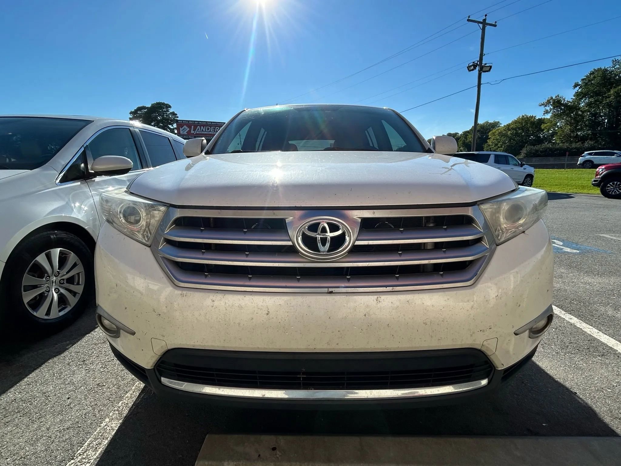 Used 2012 Toyota Highlander Limited image 2