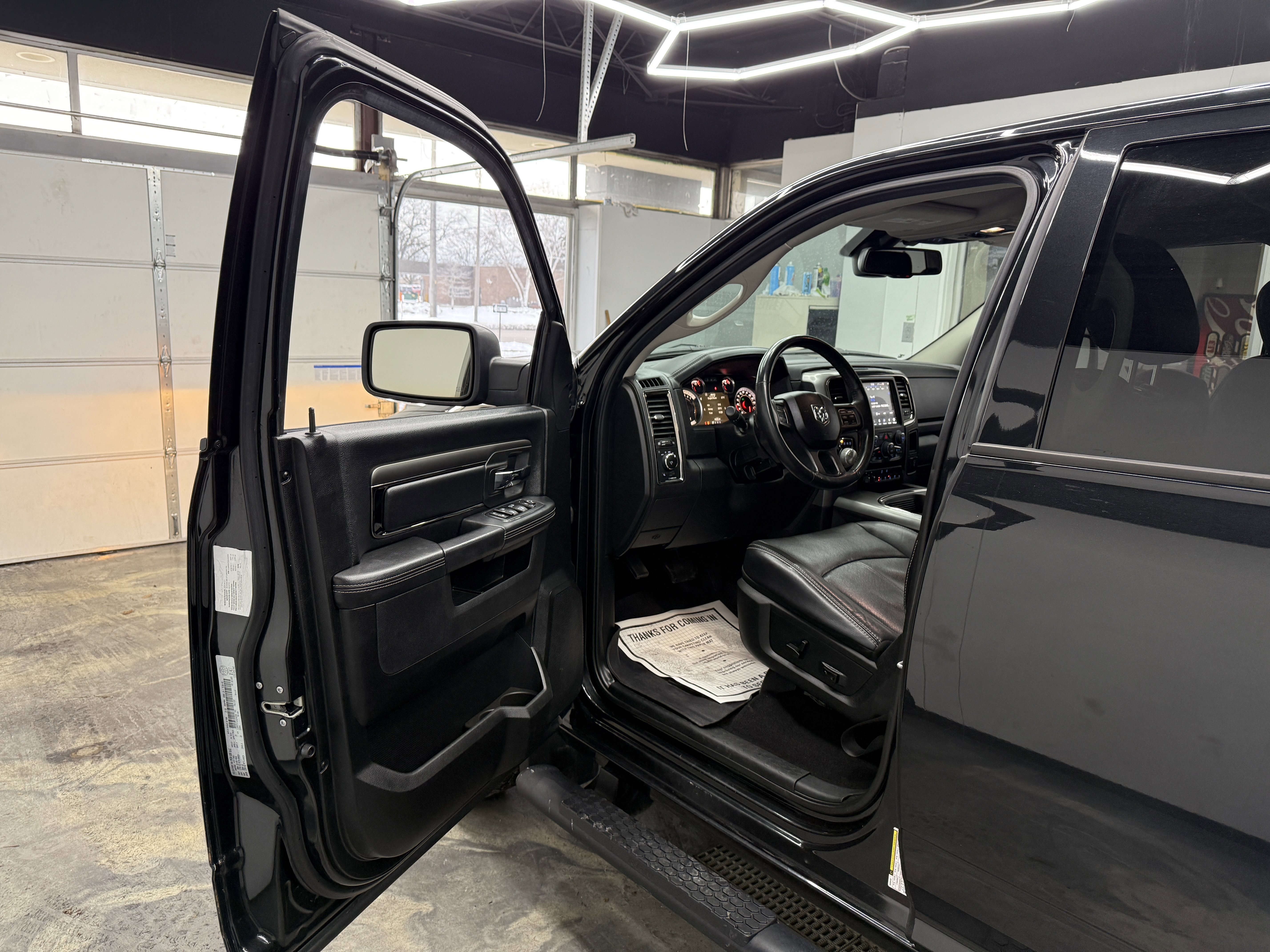 Used 2018 RAM 1500 Sport w/ Sport Premium Group image 9