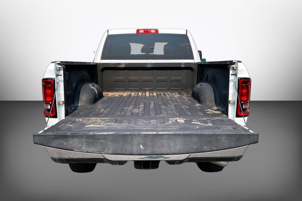 Used 2025 RAM 2500 Big Horn AWD/4WD image 25