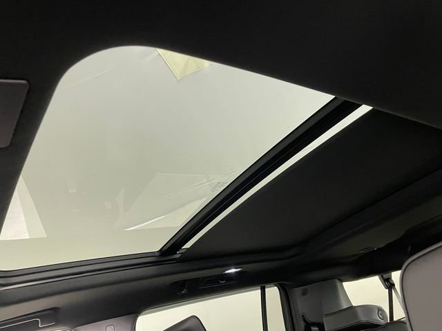 New 2026 GMC Yukon XL Denali w/ Denali Reserve Package AWD/4WD image 12