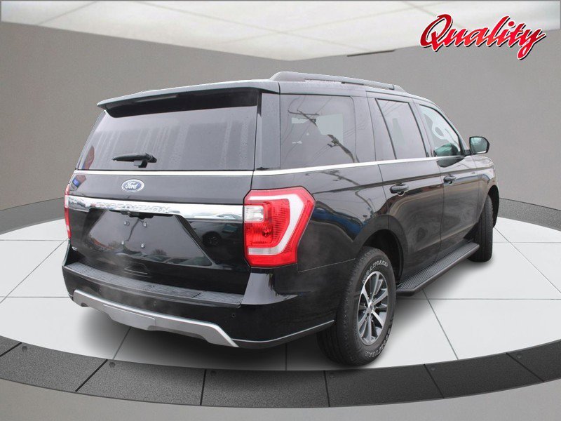 Used 2020 Ford Expedition XLT image 3