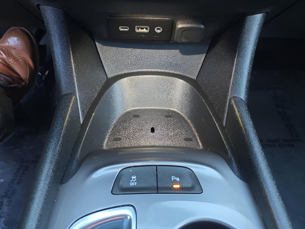 Used 2024 Chevrolet Malibu LS image 19