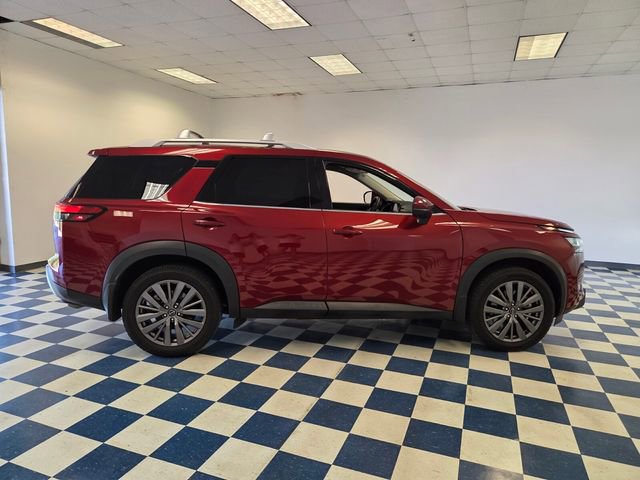 Used 2024 Nissan Pathfinder SL w/ SL Premium Package image 9