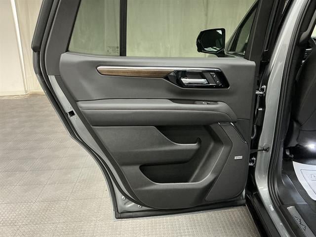 New 2026 Chevrolet Tahoe High Country AWD/4WD image 24