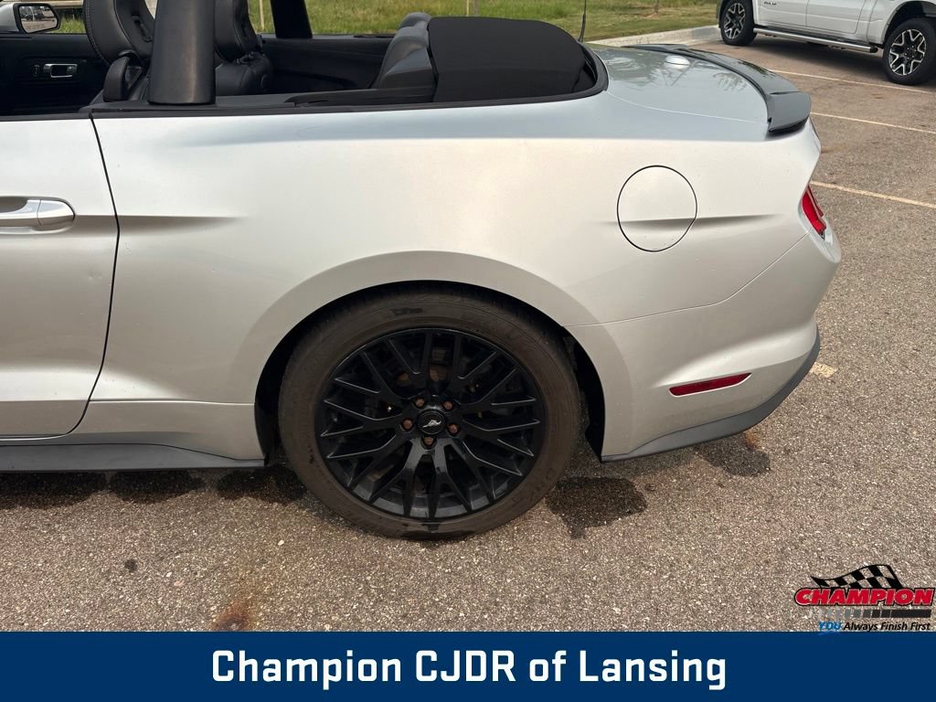 Used 2018 Ford Mustang GT Premium w/ GT Performance Package RWD image 37
