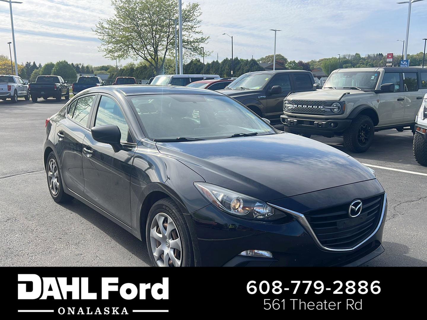 Used 2015 MAZDA MAZDA3 i Sport FWD image 1