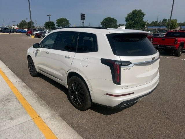 Used 2024 Cadillac XT6 Sport w/ Technology Package AWD/4WD image 10