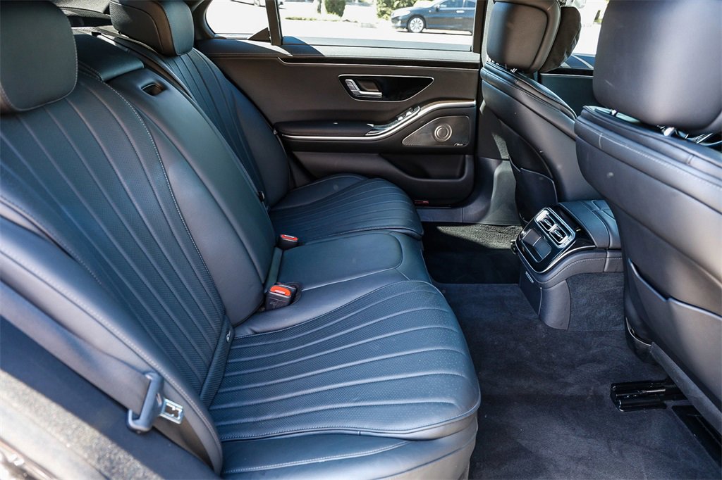 Certified 2023 Mercedes-Benz S 500 4MATIC image 18