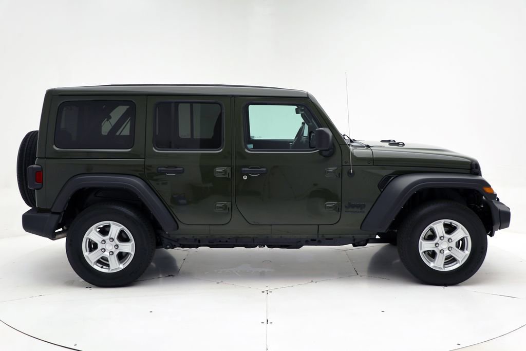 Used 2022 Jeep Wrangler Unlimited Sport w/ Sun And Sound Package AWD/4WD image 3