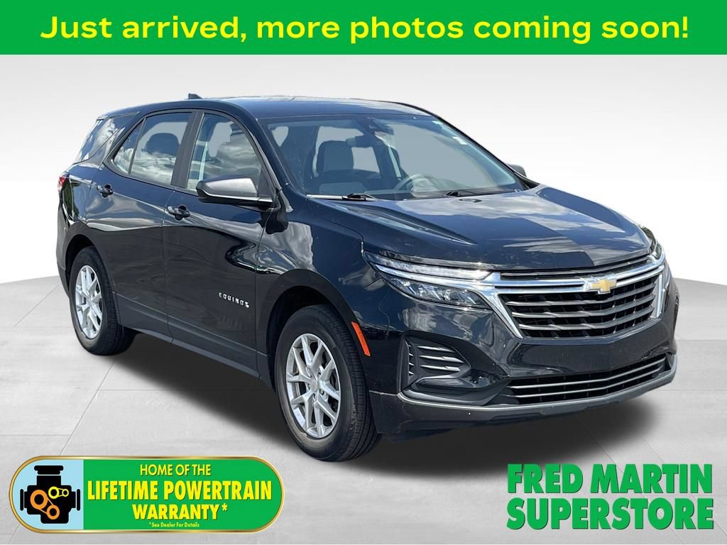 Used 2023 Chevrolet Equinox LS FWD image 1