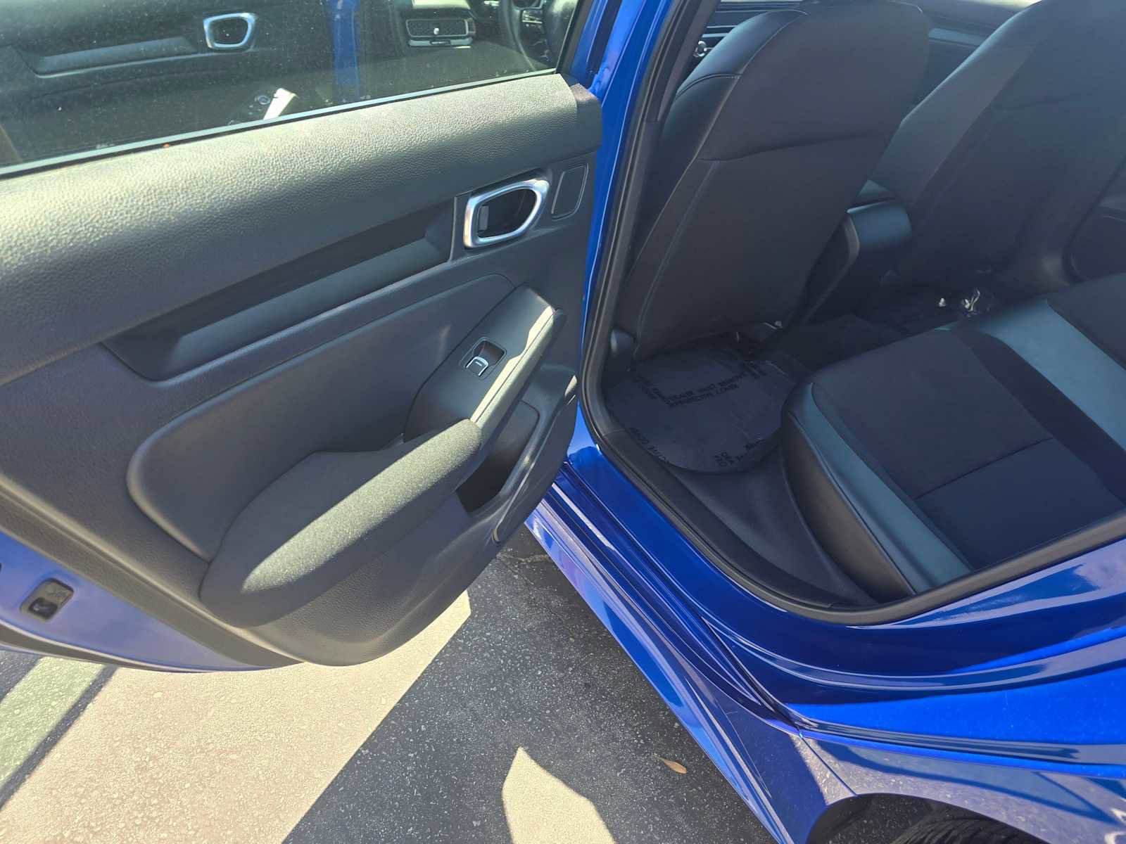 Used 2023 Honda Civic Sport image 15