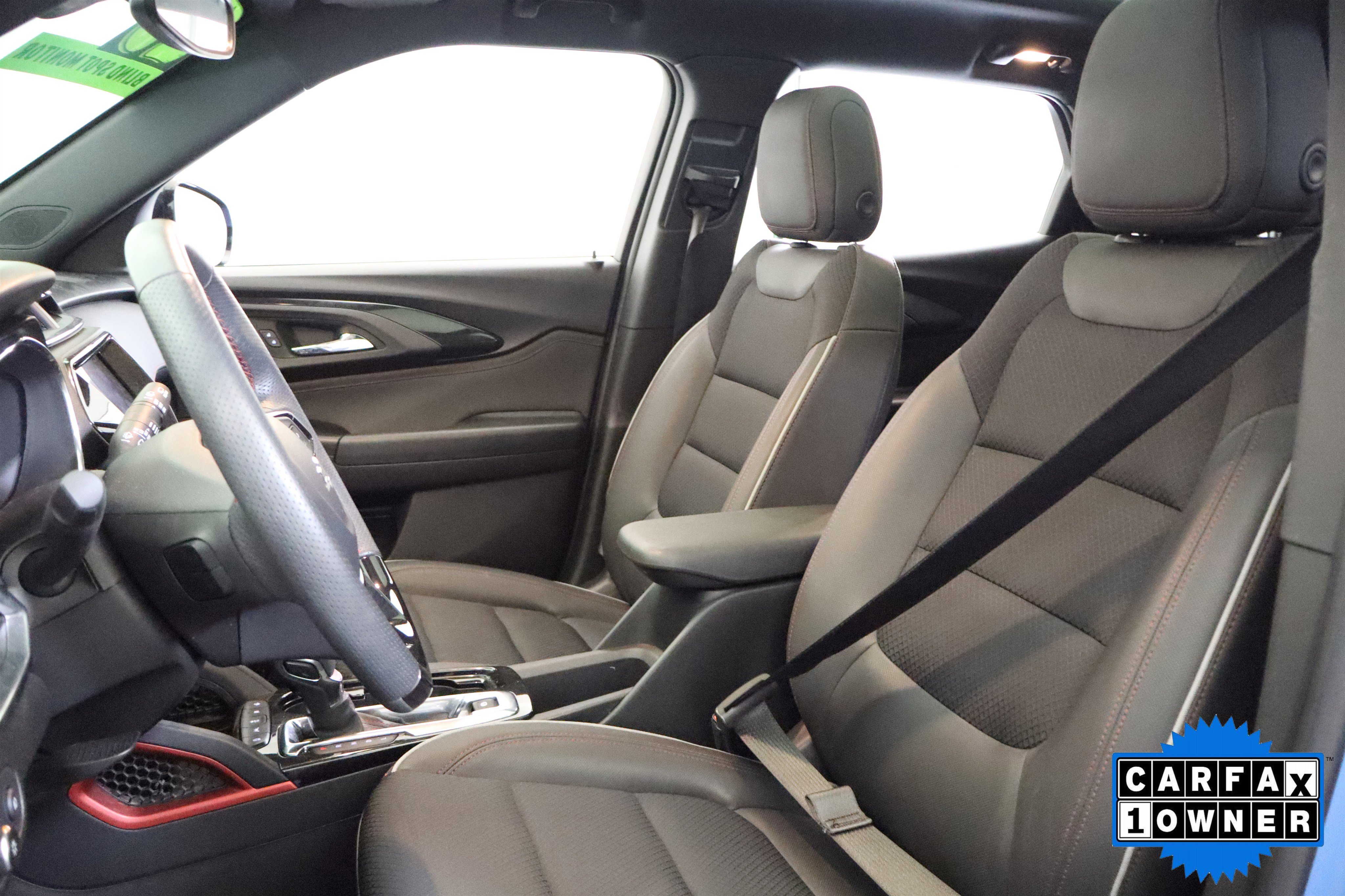 Used 2023 Chevrolet TrailBlazer RS w/ Sun and Liftgate Package FWD image 23
