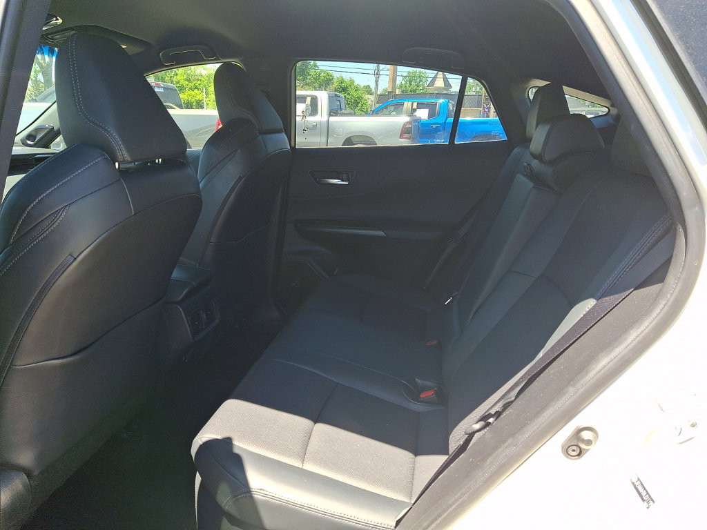 Used 2021 Toyota Venza XLE w/ Softex Package AWD/4WD image 20