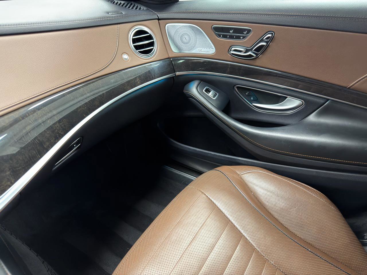 Used 2018 Mercedes-Benz S 560 4MATIC Sedan image 26
