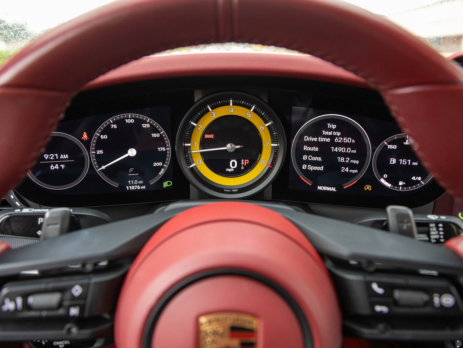 Used 2023 Porsche 911 Carrera image 14