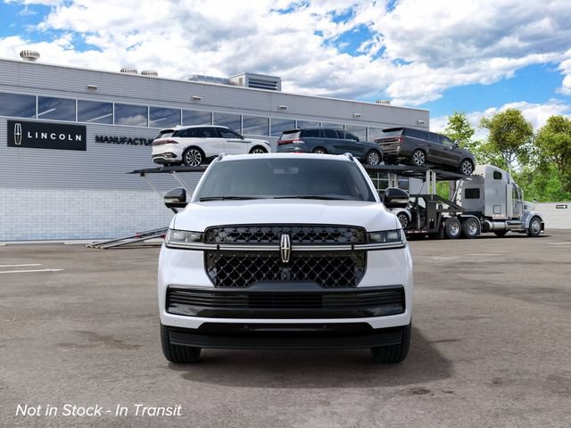 New 2027 Lincoln Navigator Reserve AWD/4WD image 4