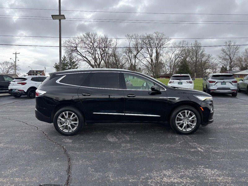 Used 2023 Buick Enclave Essence w/ Experience Buick Package image 6