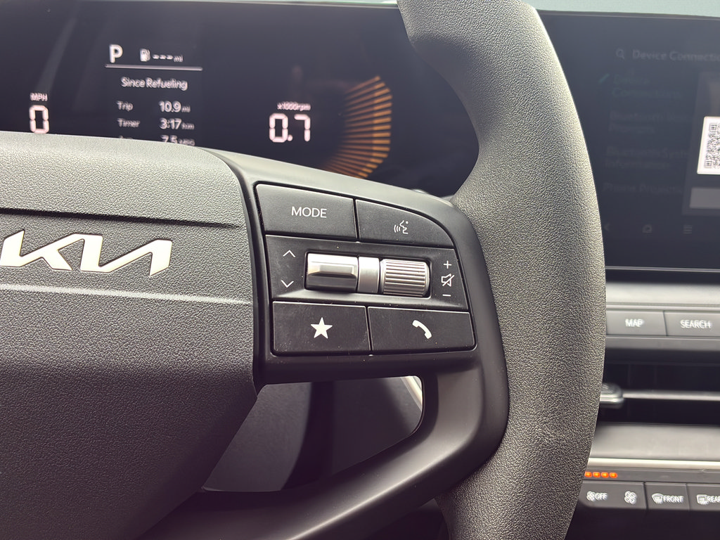 New 2026 Kia K4 FWD image 33