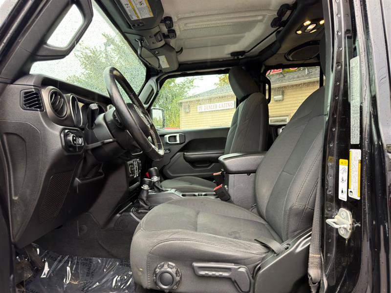 Used 2020 Jeep Gladiator Sport w/ Quick Order Package 24S AWD/4WD image 15