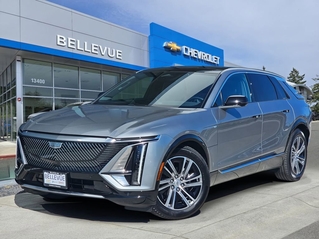 Used 2025 Cadillac Lyriq Luxury w/ LPO, Floor Liner Package